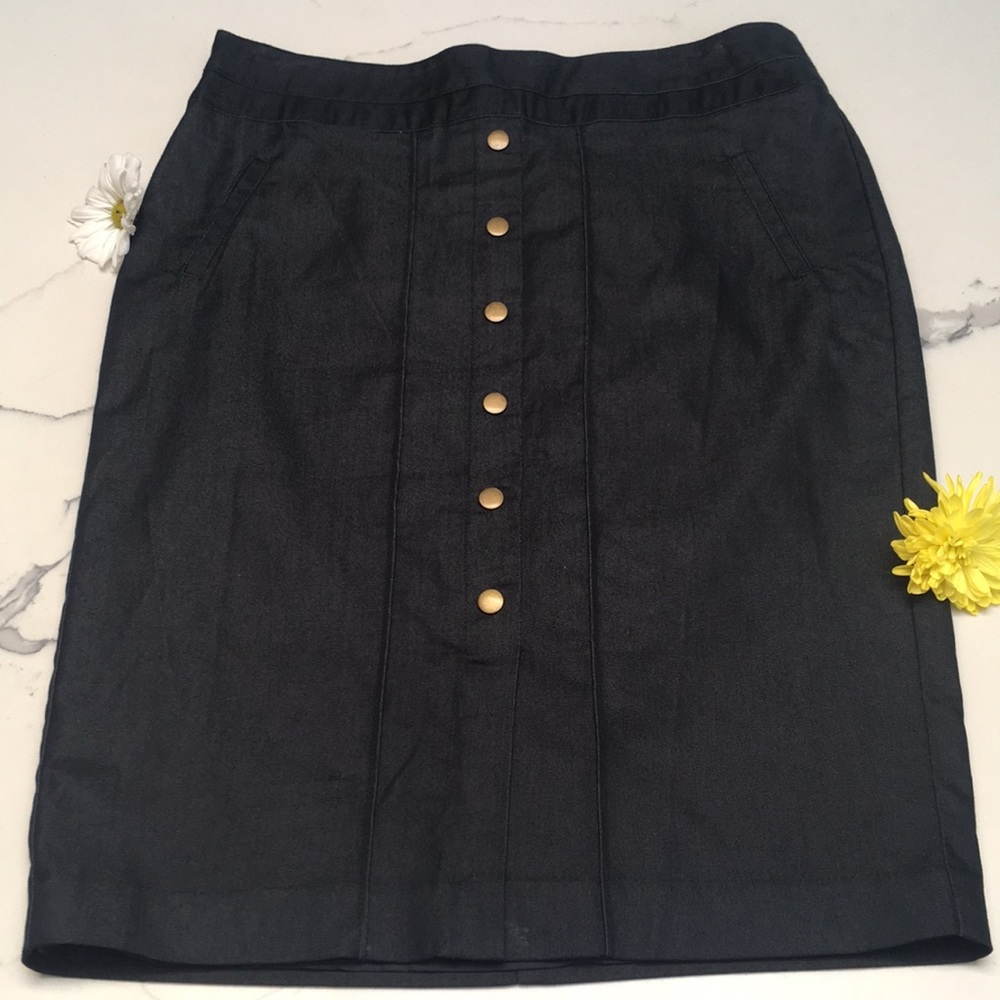 Worthington Pencil Skirt